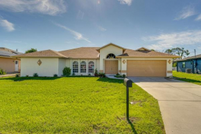 Port Charlotte Home about 3 Mi to Beach and Harbor!